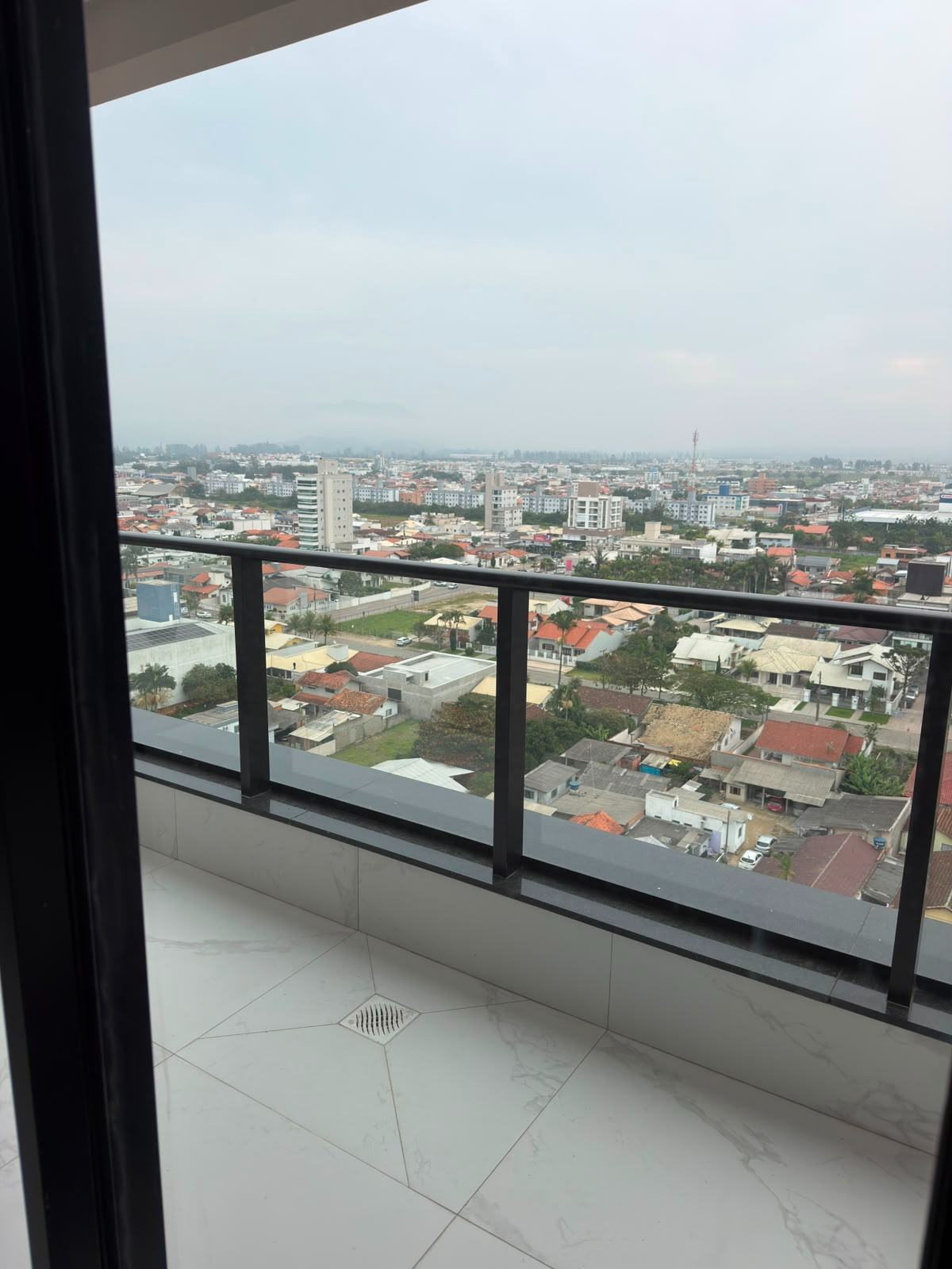Paradise Residence — Vista da sacada